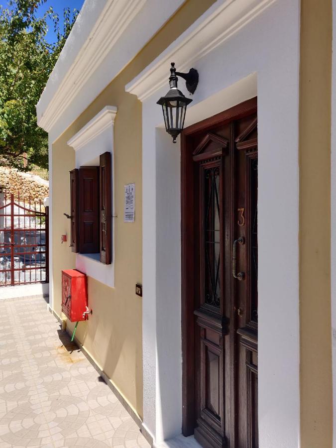 Nikos And Eva Studios Szími Kültér fotó